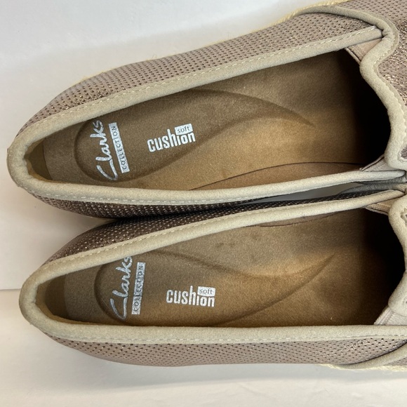 Clarks Collection Womens Azella Theoni Rose Gold Metallic Slip Ons Sz 8.5M NWOB - Picture 3 of 16